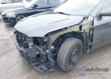 2010 Toyota Camry Le из США, поврежденный, VIN 4T4BF3EK6AR083061